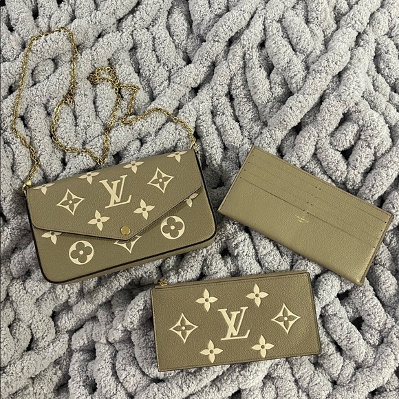 Louis Vuitton Handbags - Louis Vuitton Pochette Félicie